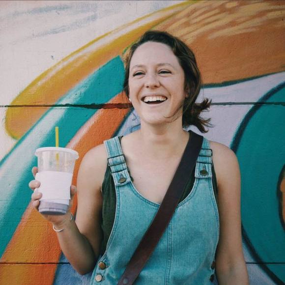 Meet your Posher, Katie - Picture 1 of 1